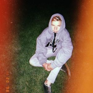 Meet your Posher, Gage